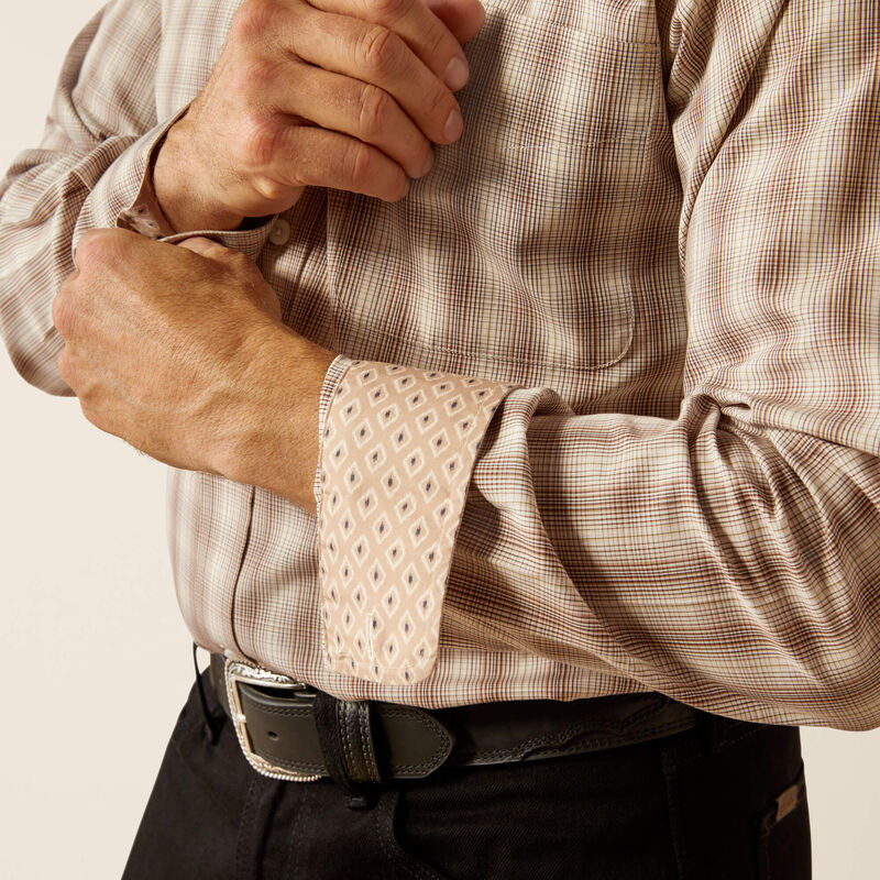 Ariat Mns Wrinkle Free Flemming Fitted LS Shirt Brown