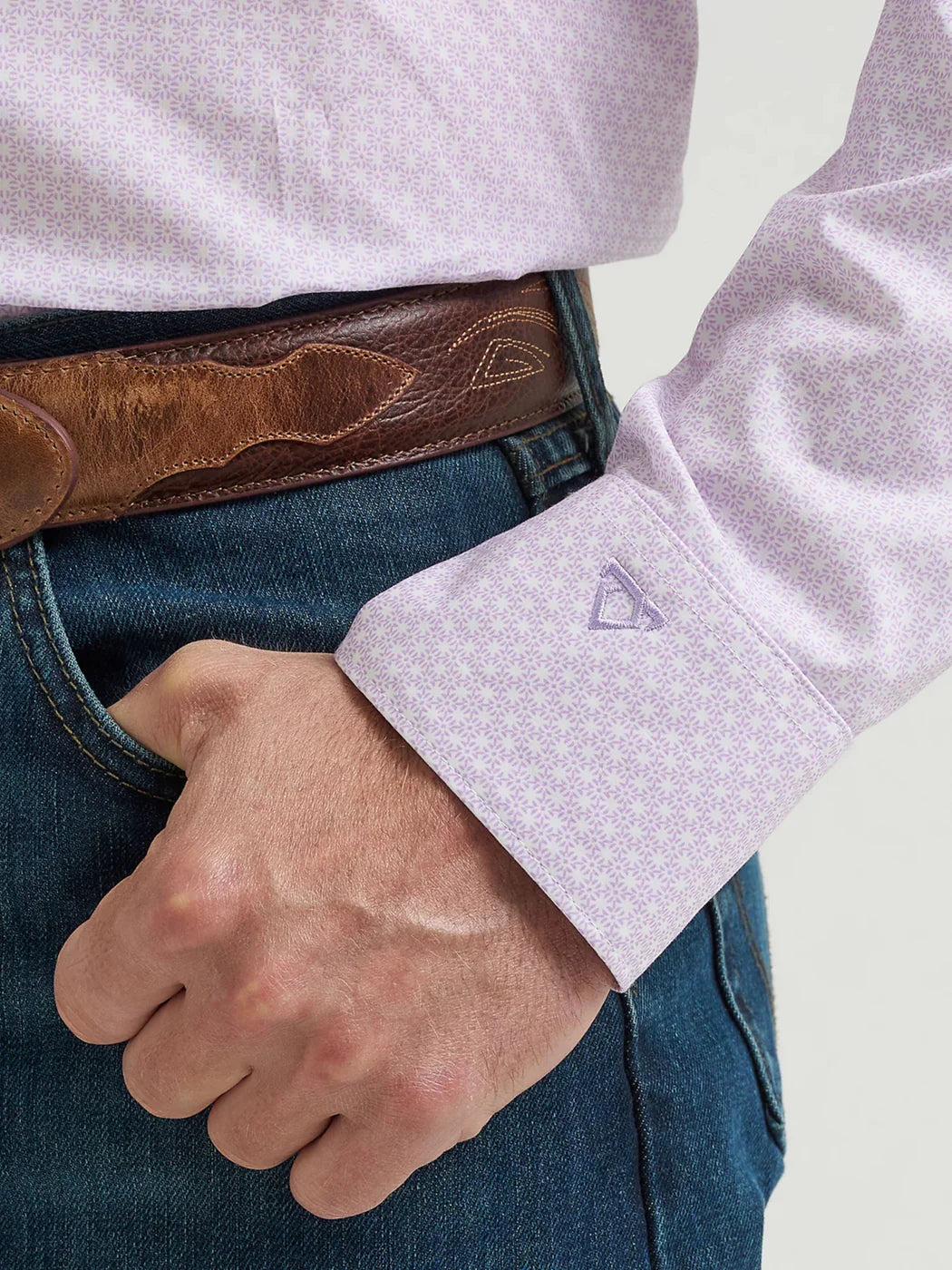 Wrangler Mens Cody Johnson Long Sleeve Button Down Shirt