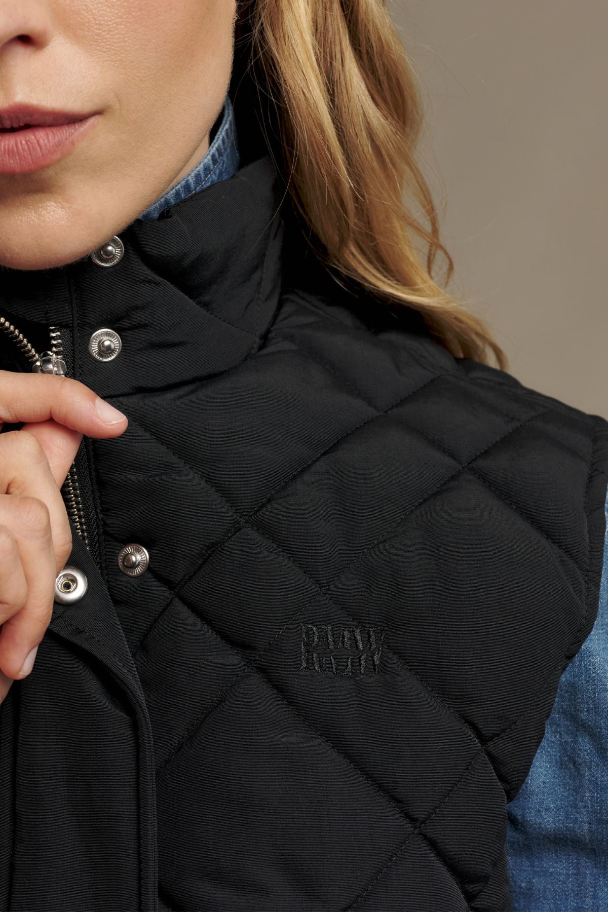 RM Williams Ikara Vest