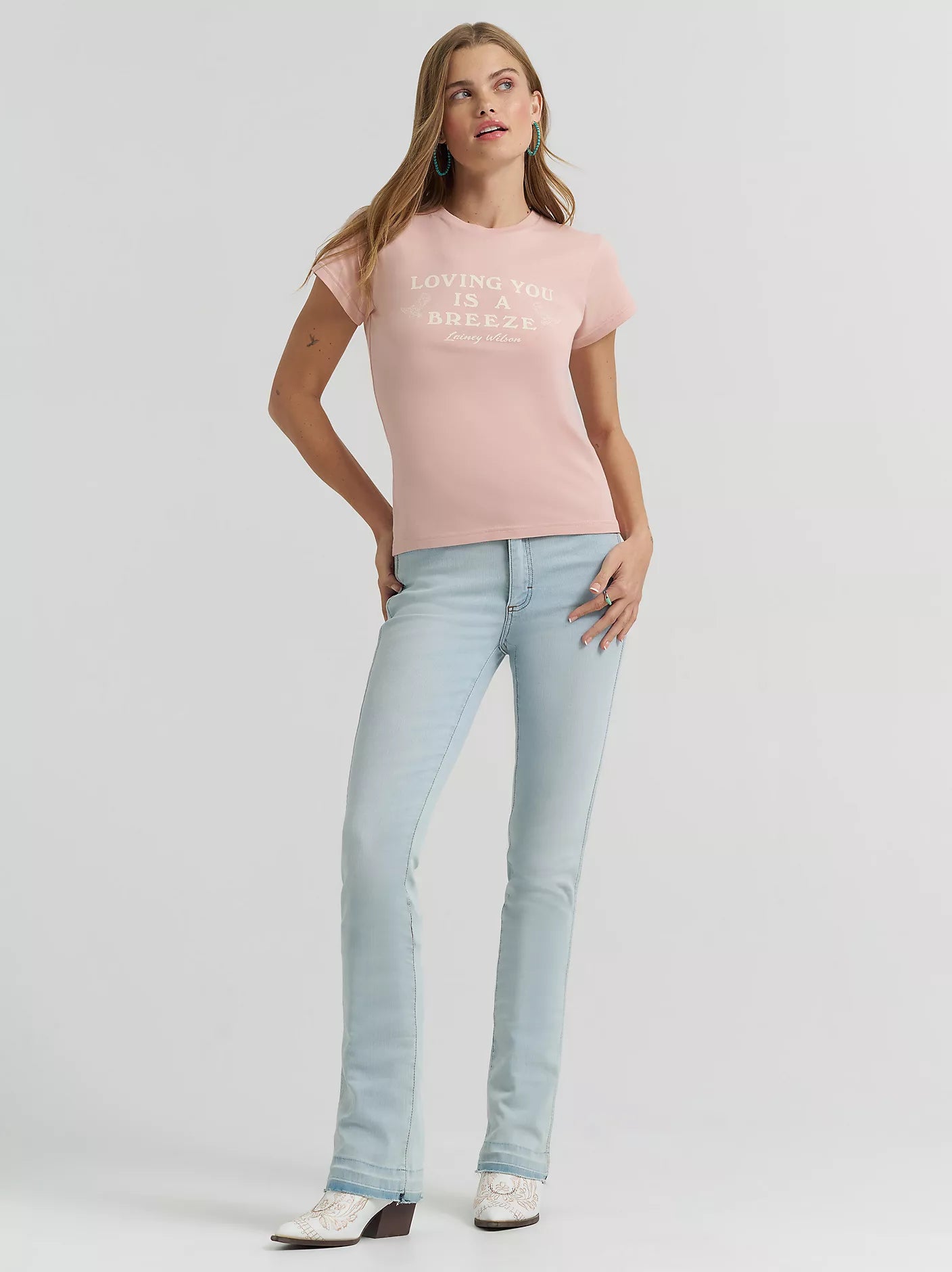 Wrangler X Lainey Wilson Wmns Breeze Shrunken Band T Shirt | Country clothing - Ladies T Shirt | Saddleworld Ipswich