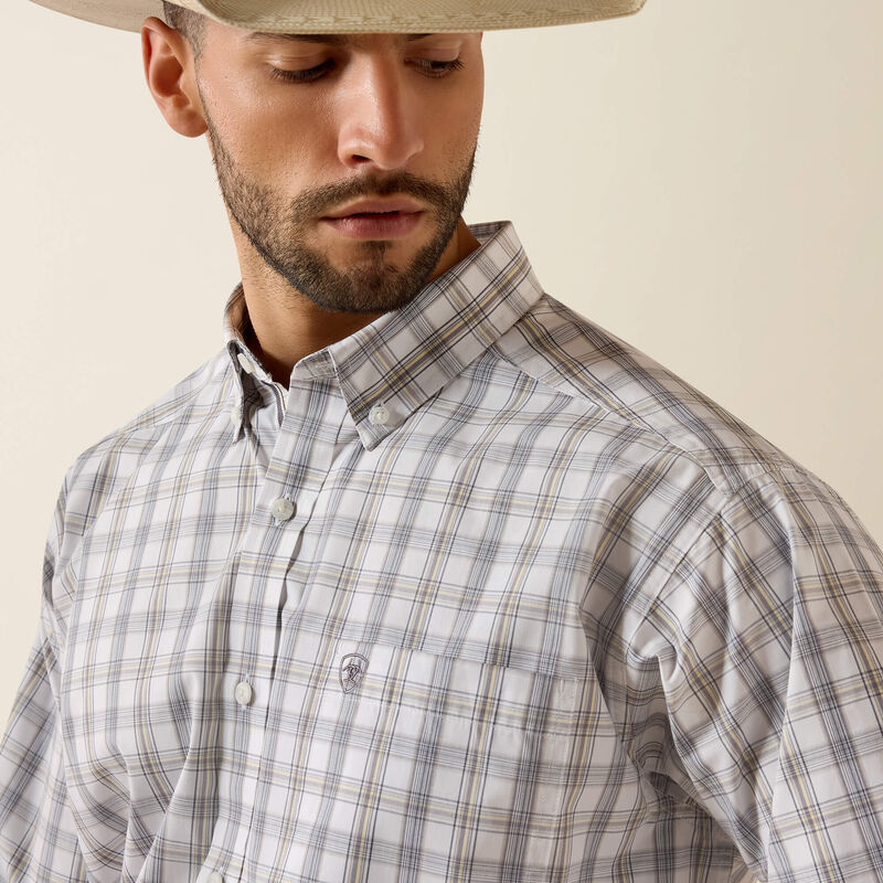 Ariat Mns Pro Series Phoenix Classic Fit LS Shirt White Plaid