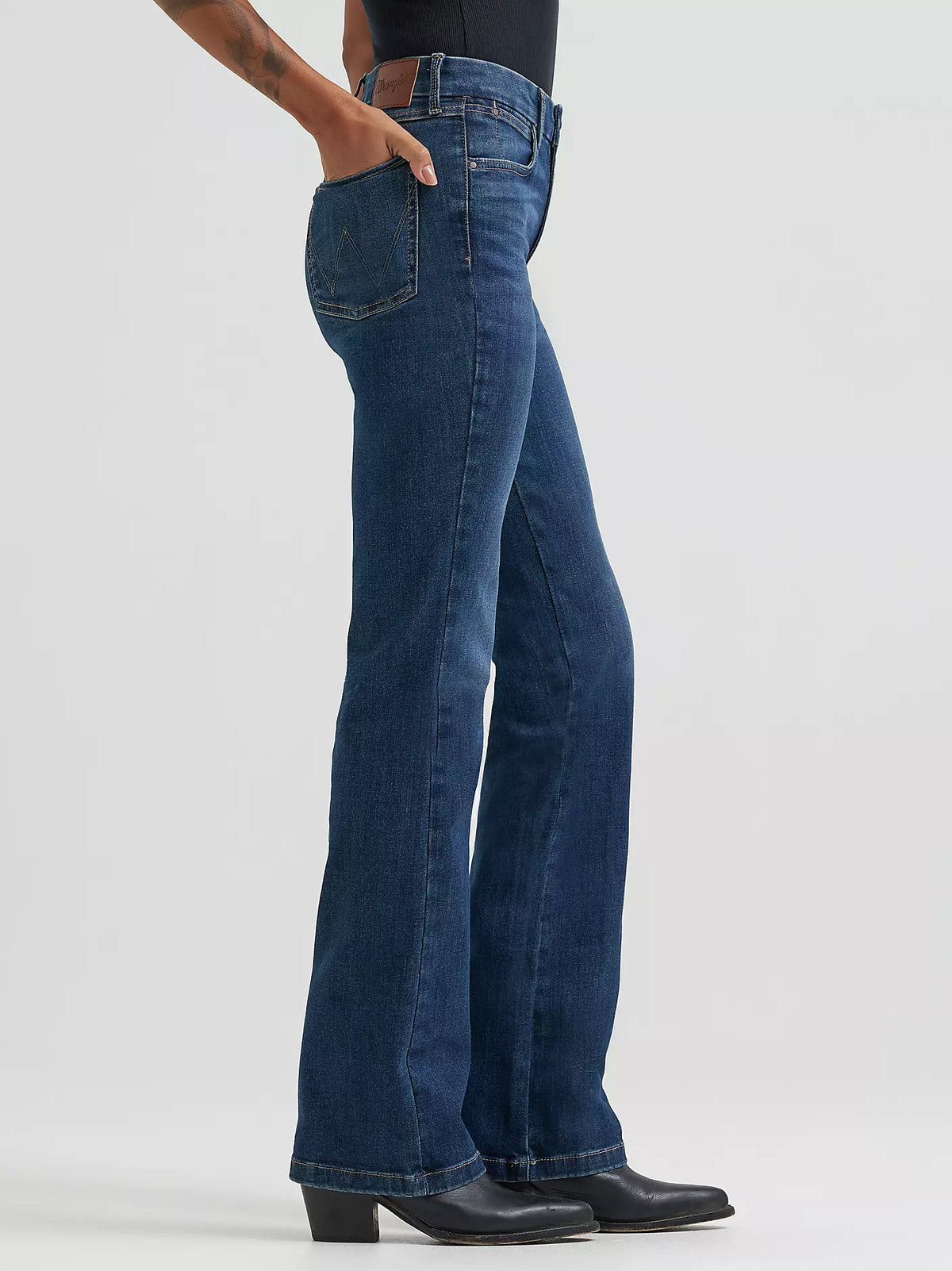 Wrangler Wms High Rise Bootcut Jean Bespoke