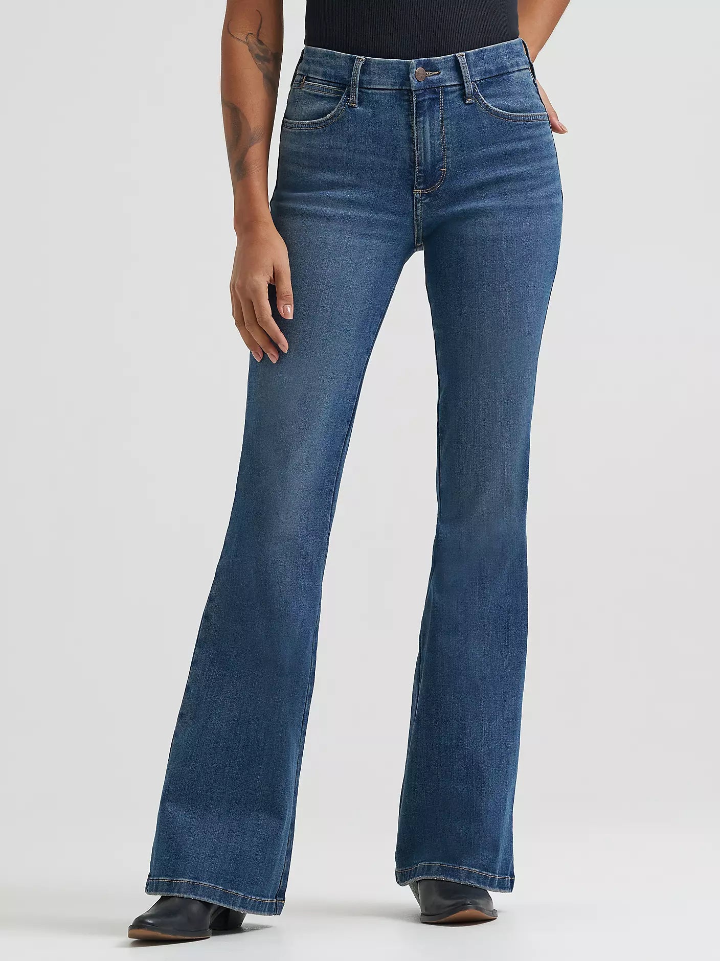 Wrangler Wmns High Rise Flare Bespoke Jean