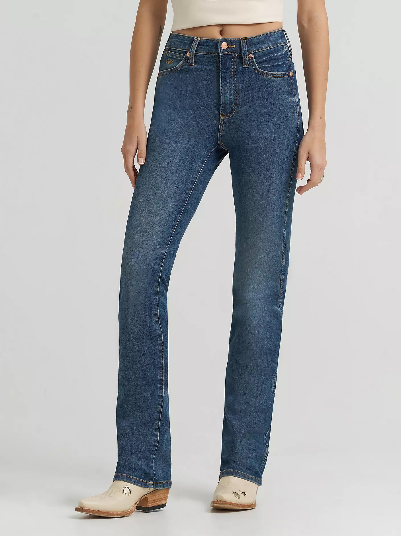 Wrangler X Lainey Wilson Boot Hugger