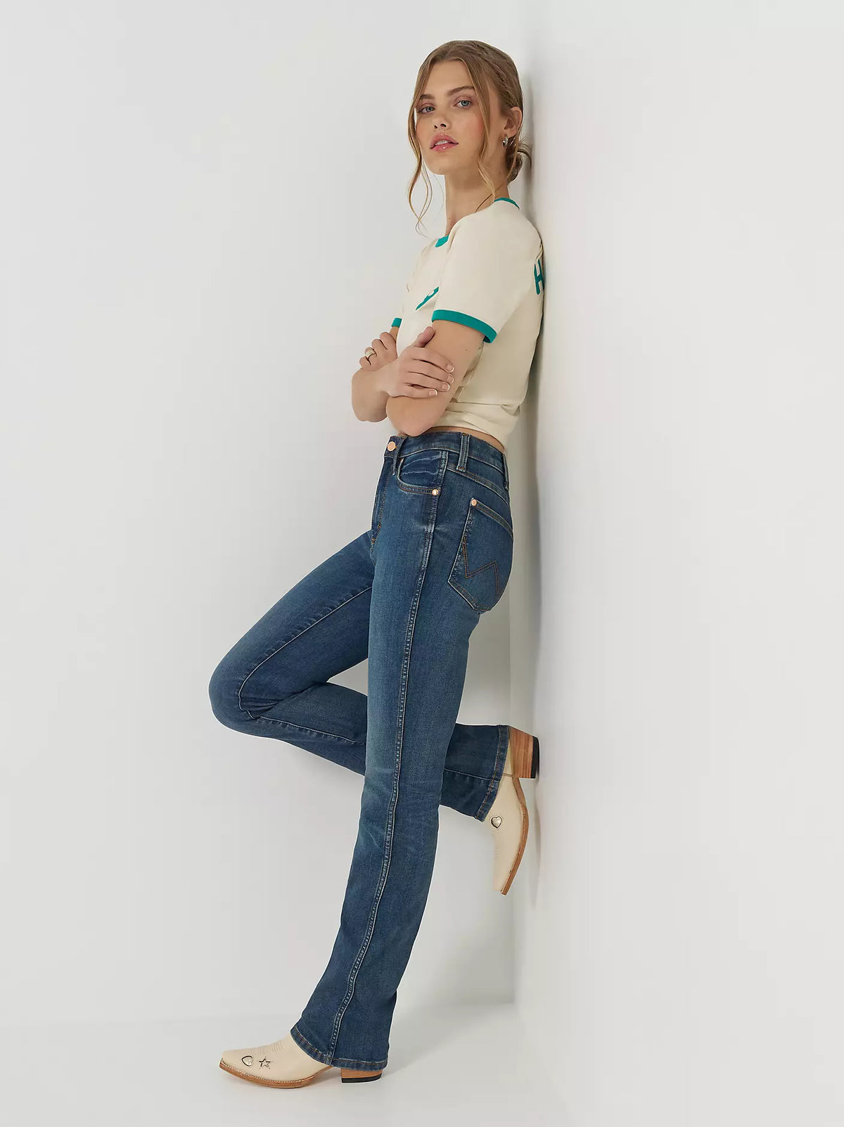 Wrangler X Lainey Wilson Boot Hugger