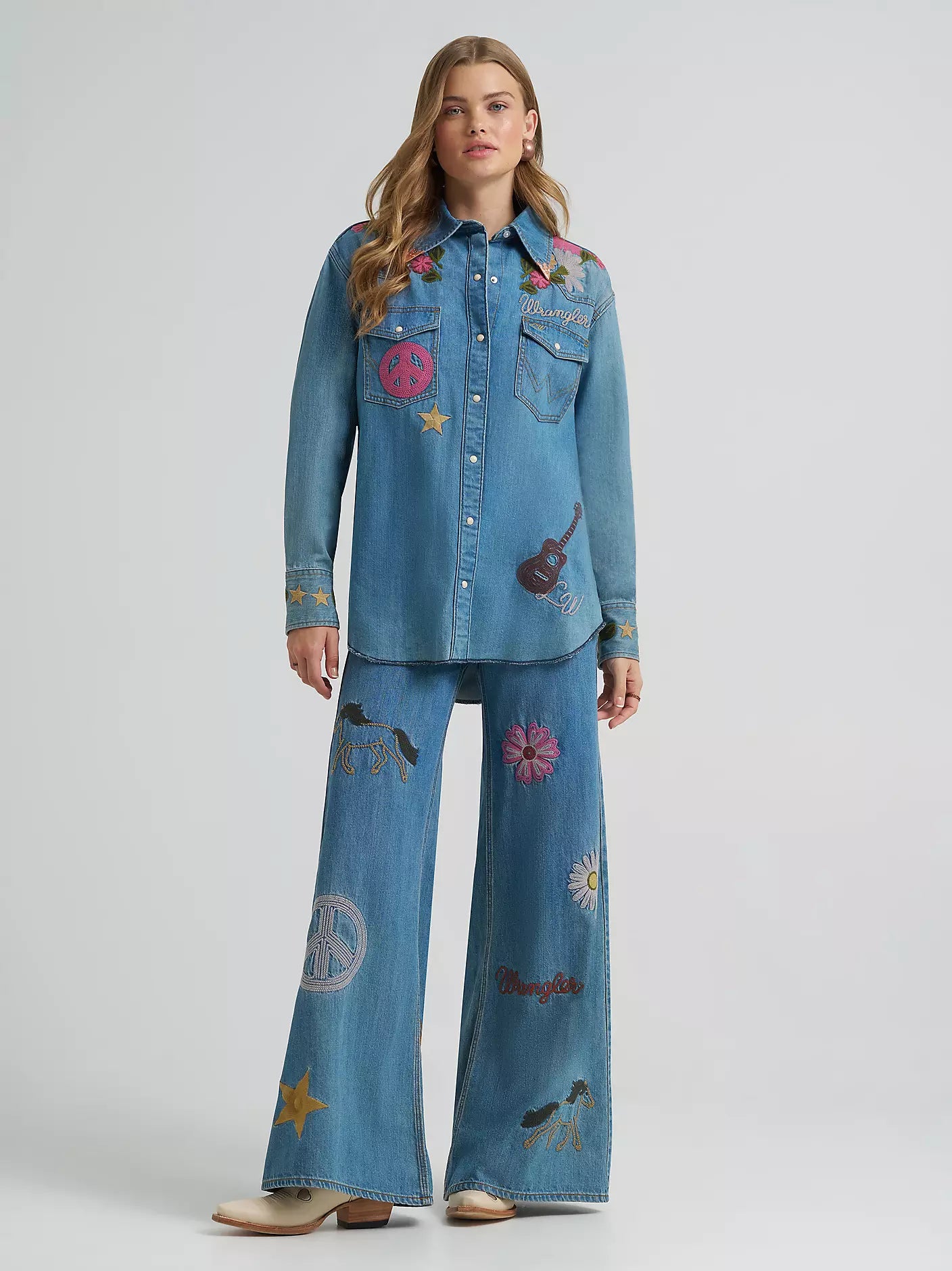 Wrangler X Lainey Wilson Wmns Denim LS Shirt