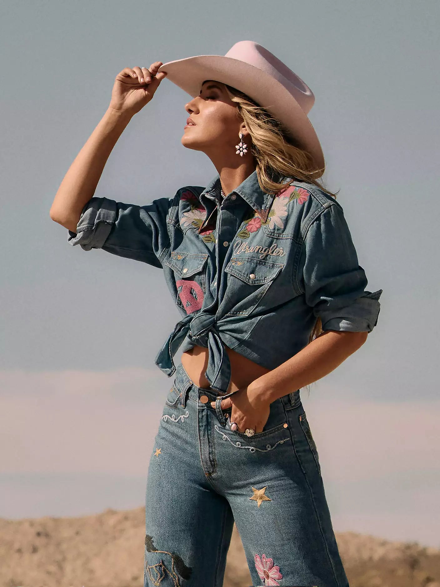 Wrangler X Lainey Wilson Wmns Denim LS Shirt