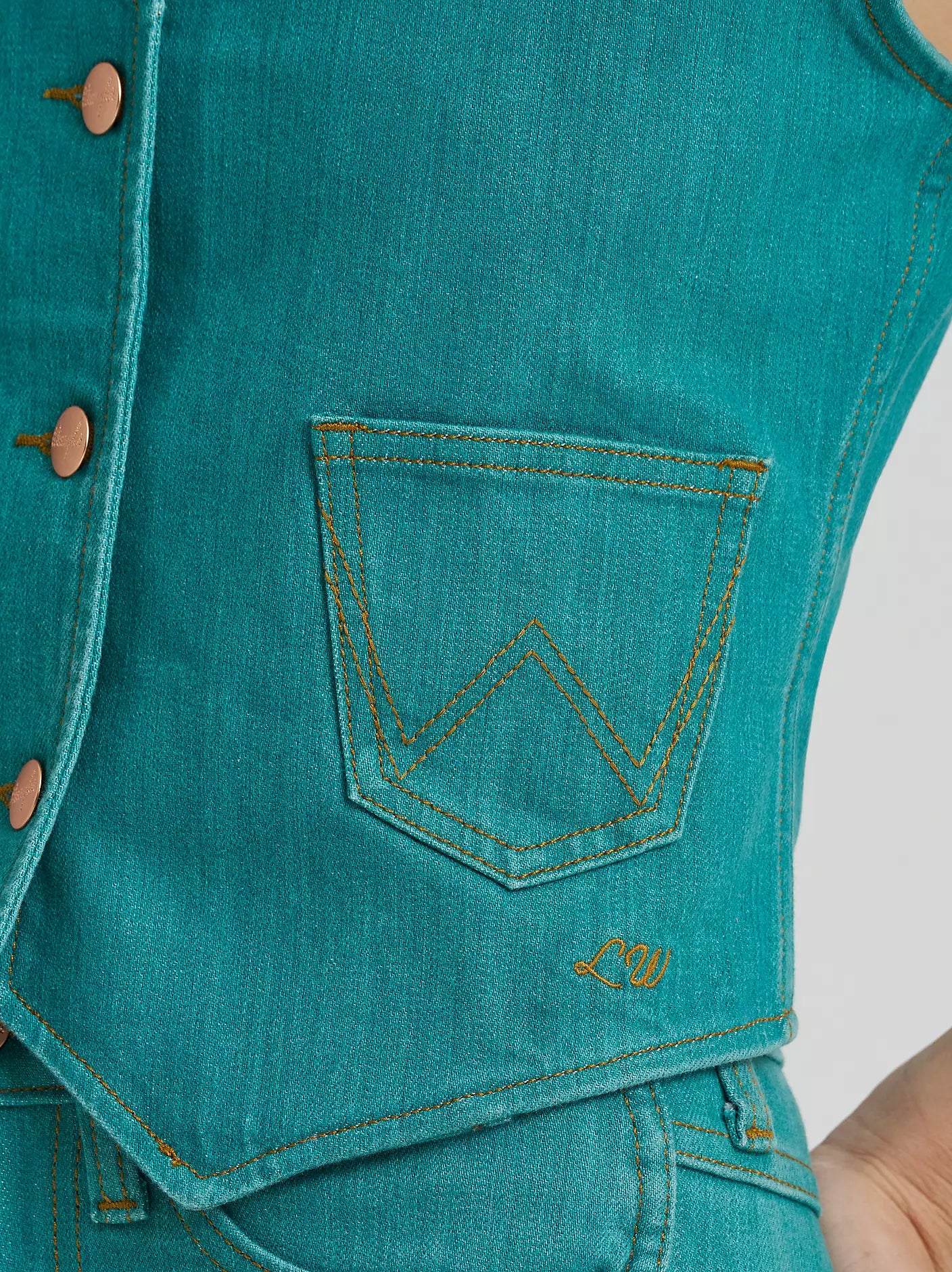 Wrangler X Lainey Wilson Wmns Embroidered Denim Vest