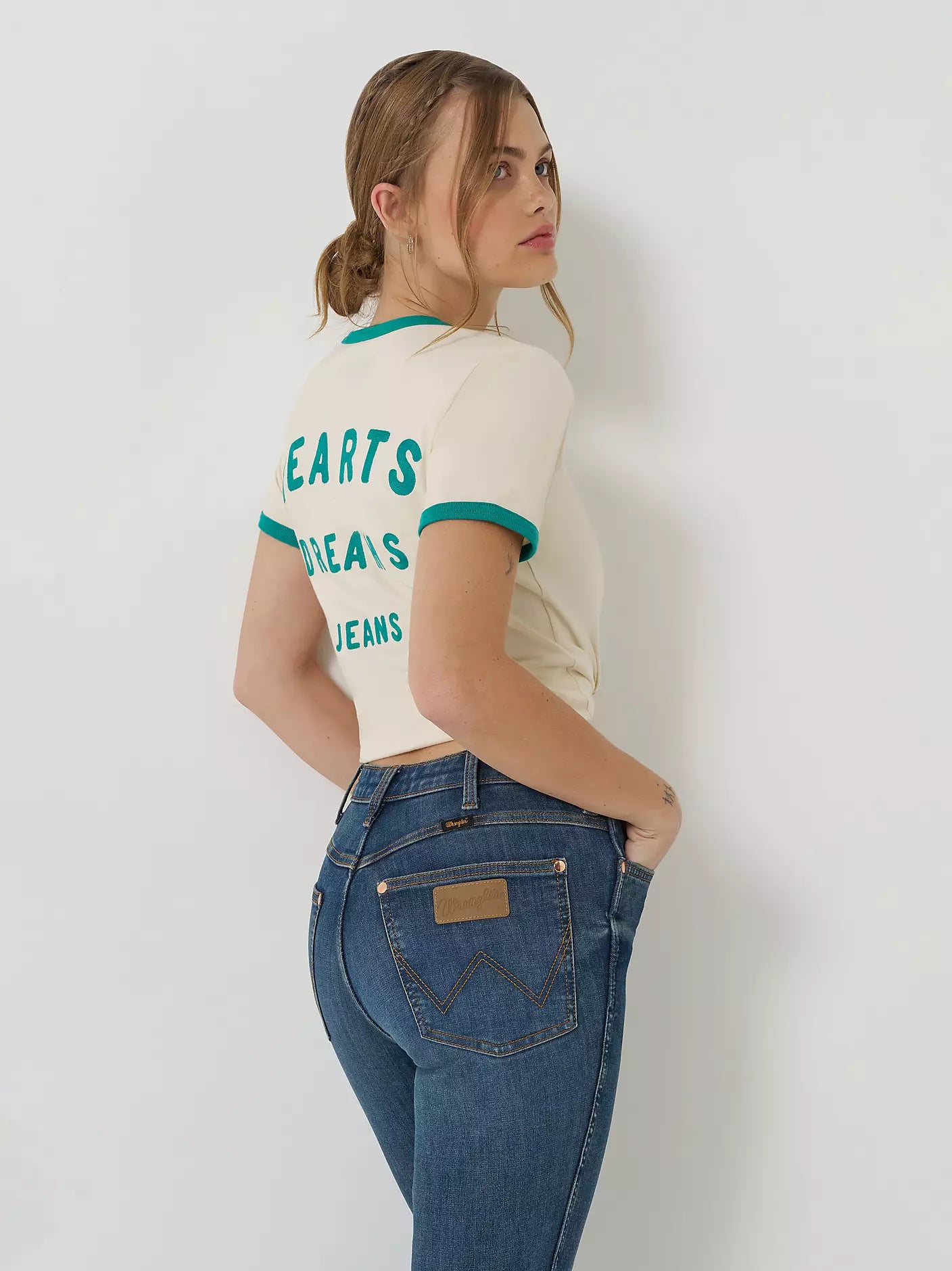 Wrangler X Lainey Wilson Wmns Hearts Dreams Ringer Tee - EOFY Sale
