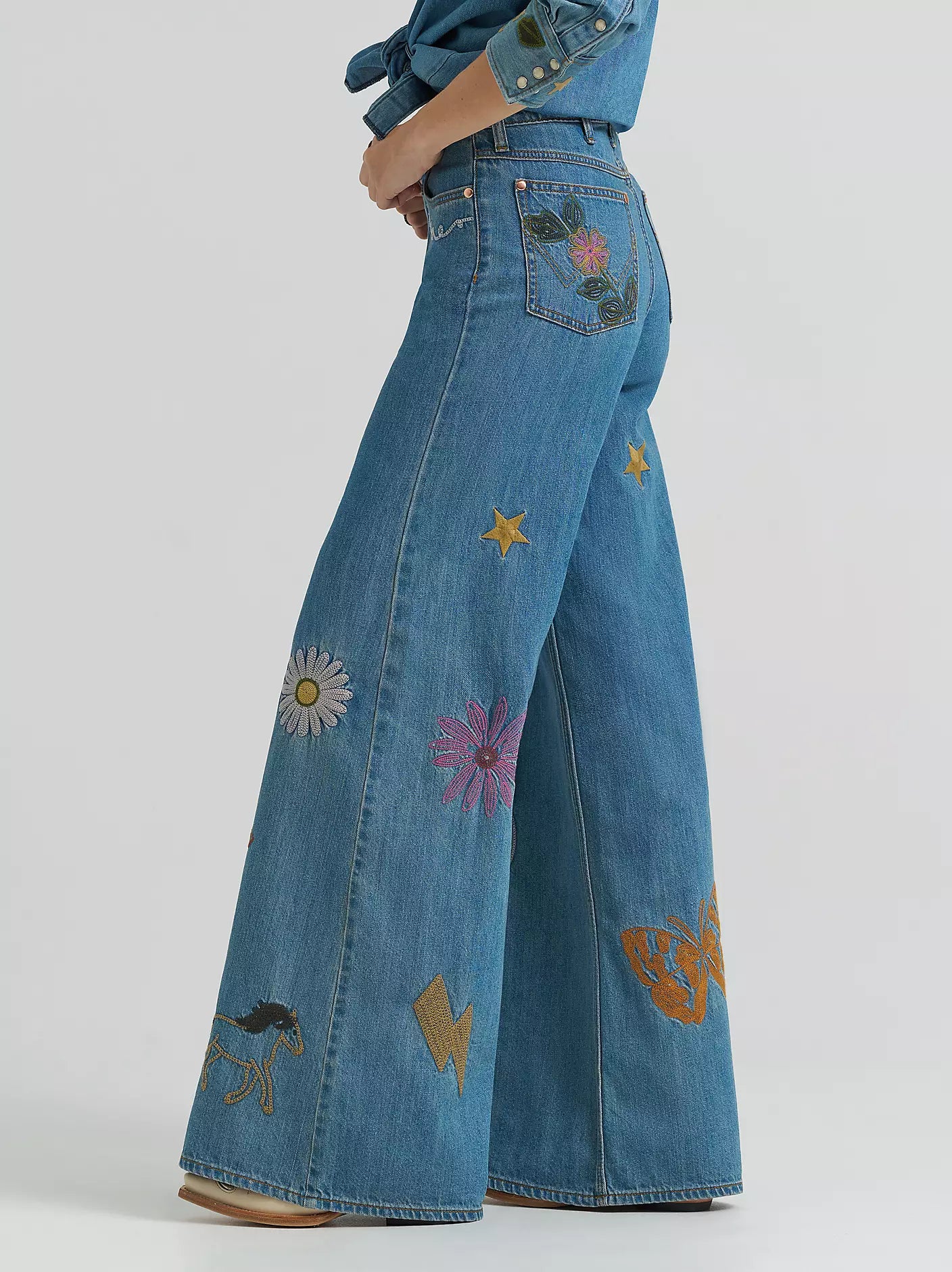 Wrangler X Lainey Wilson Wmns Cheeky Wide Leg Jean