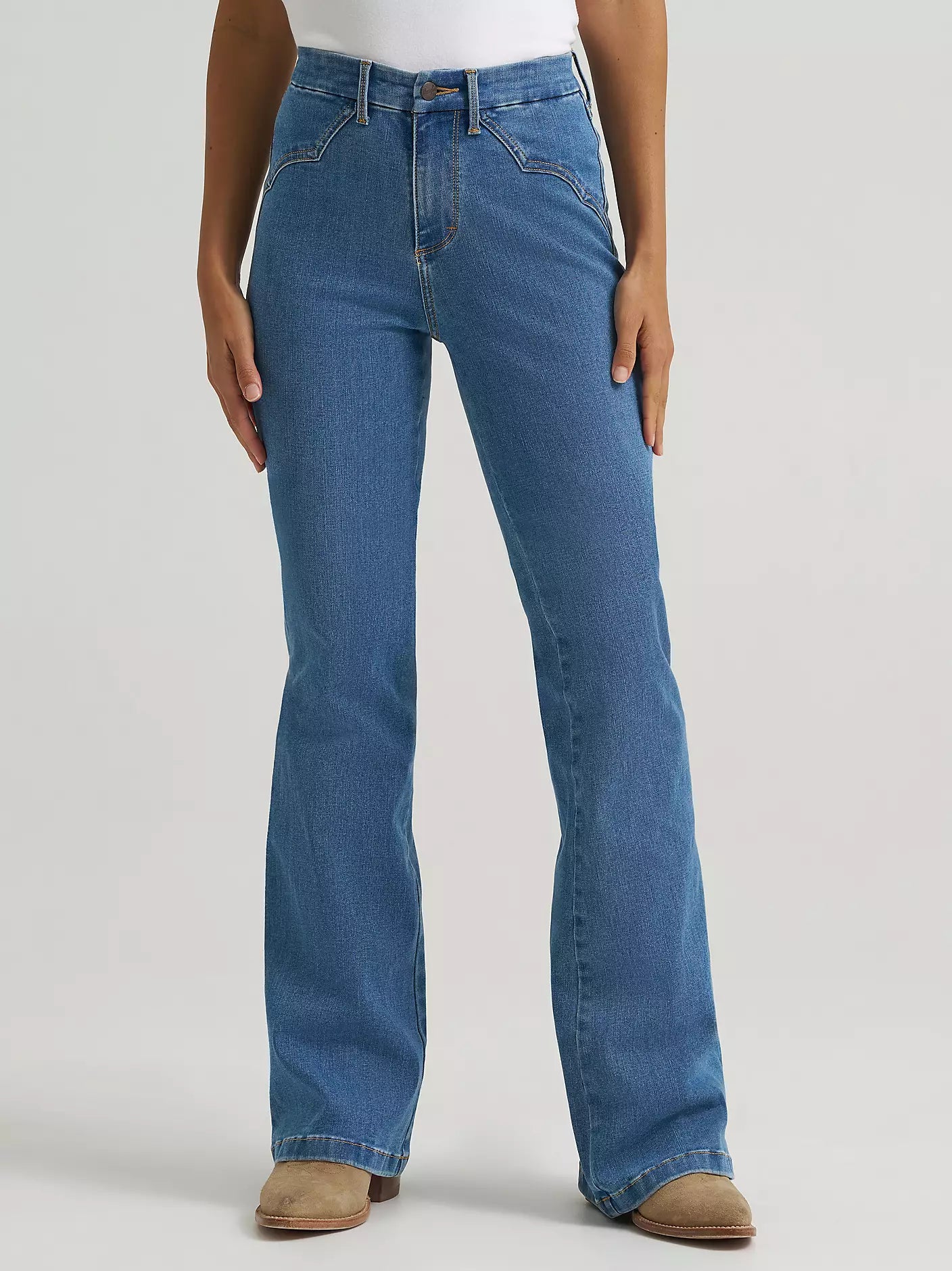 Wrangler Wmns Bespoke High Rise Fashion Flare Jean