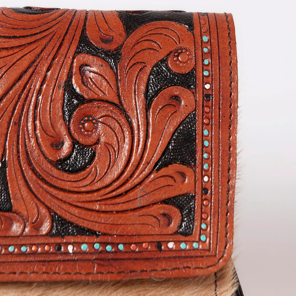 Ohlay Clutch Handbag