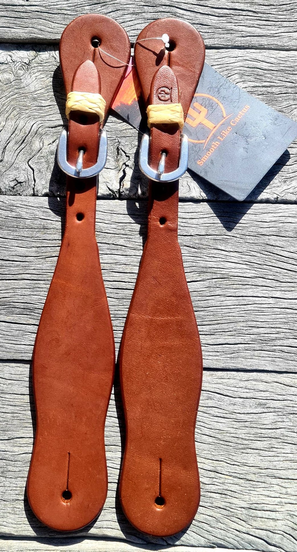 Toprail Spur Strap with Rawhide Keeper