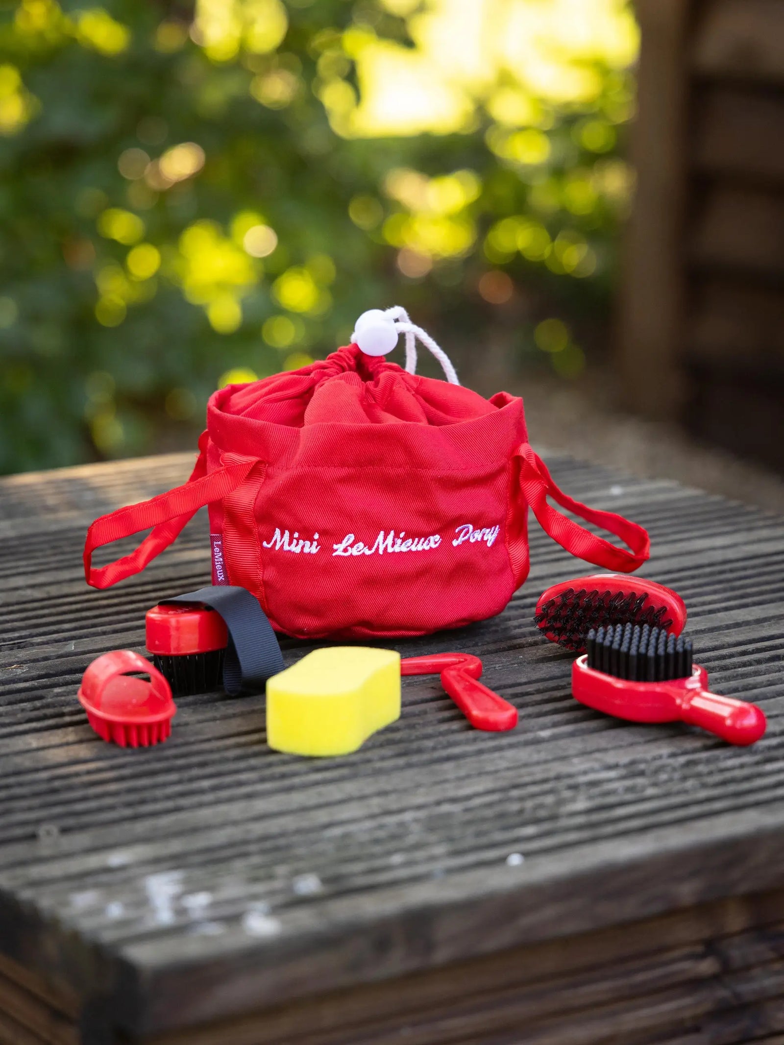 LeMieux Toy Pony Grooming Kit Chilli One Size | Saddleworld Ipswich | Gifts | Toys