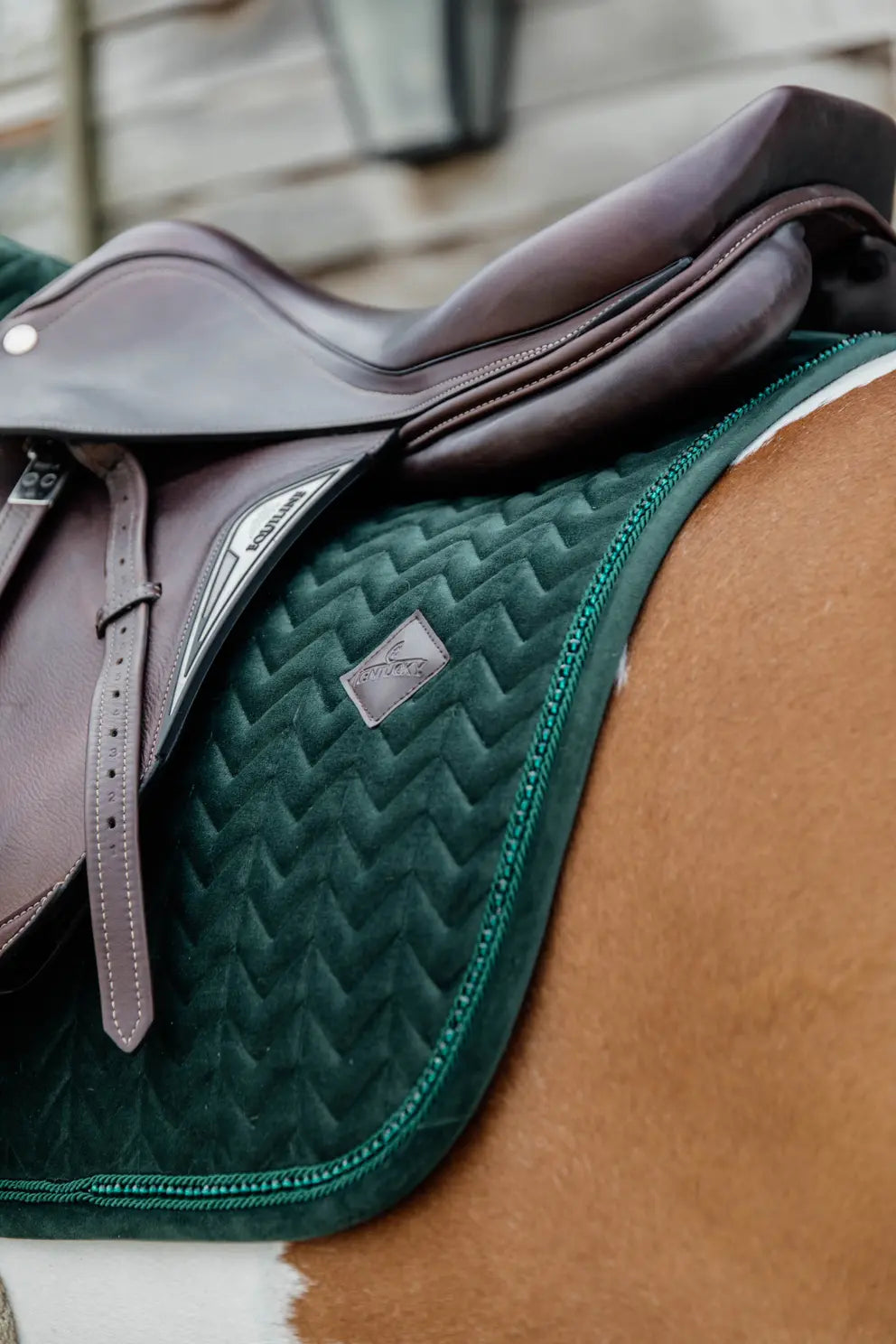 Kentucky Velvet Pearls Saddle Pad
