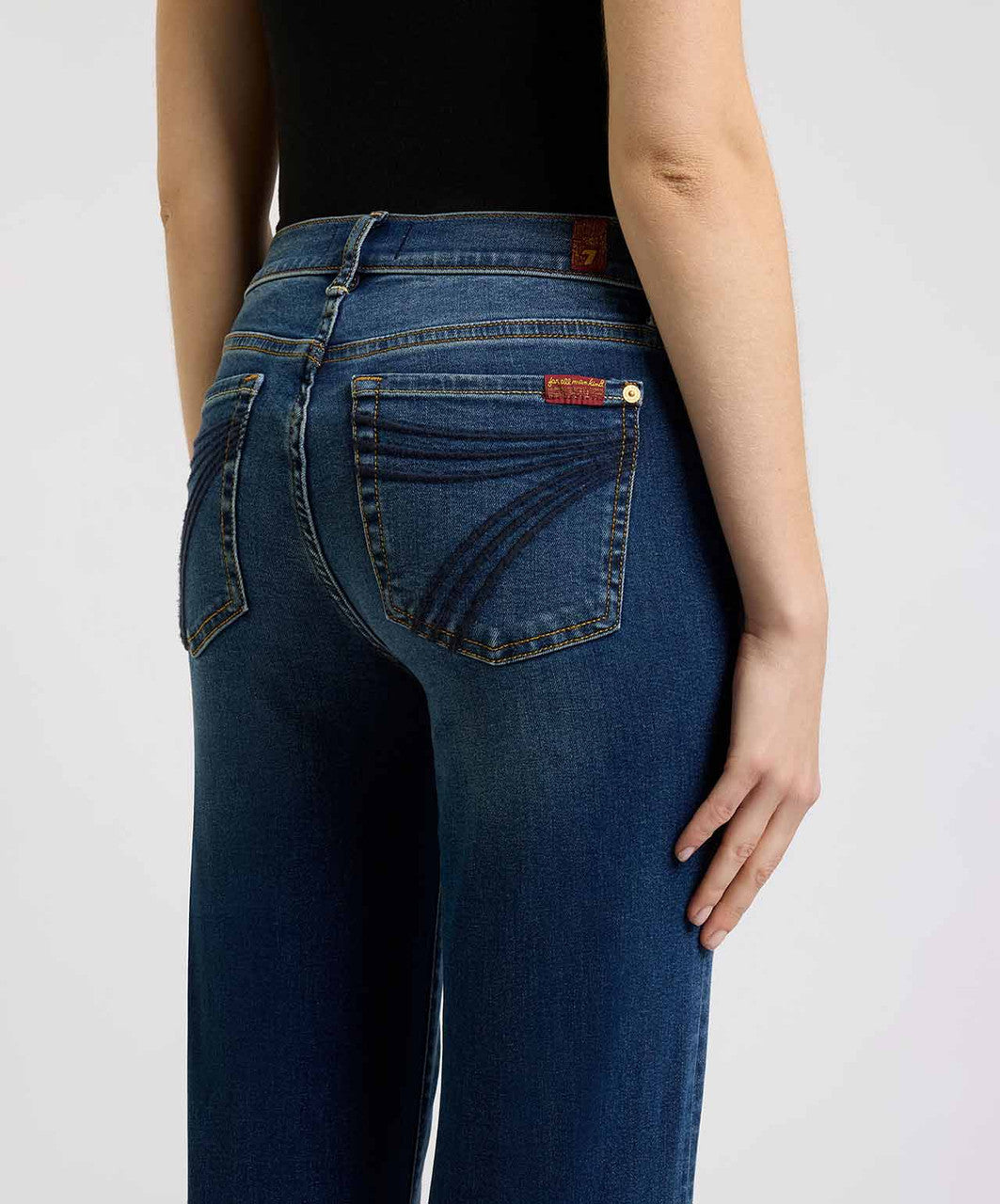 7 for All Mankind - Dojo Medium Melrose 36in Leg