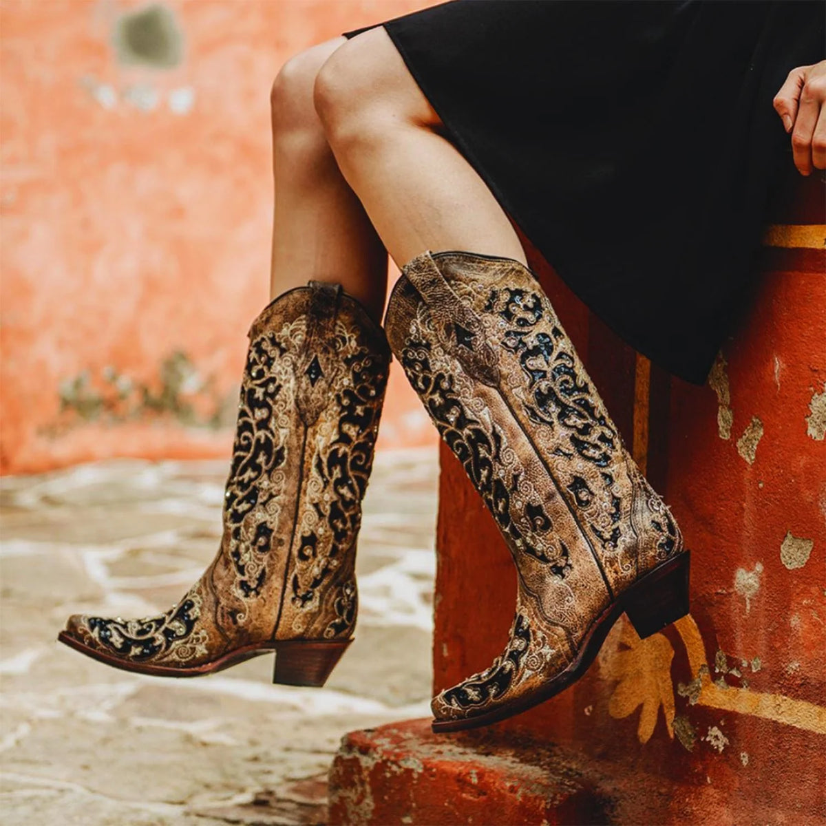 Corral Womens Black Glitter Inlay Floral Overlay with Crystals and Studs Snip Toe Boot Brown Cowboy