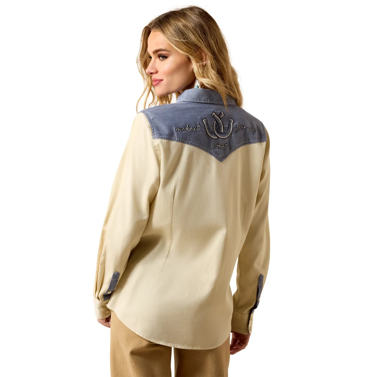 Ariat Wms Horseshoe Western Snap LS Shirt Summer Sand/Chambray | Country Clothing - Ladies Shirt | Saddleworld Ipswich