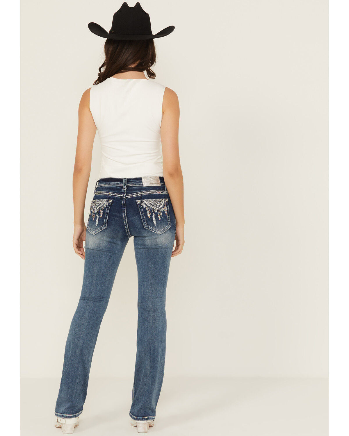 Grace in LA Wmns Medium Wash Dream Catcher Embroidered Mid Rise Bootcut