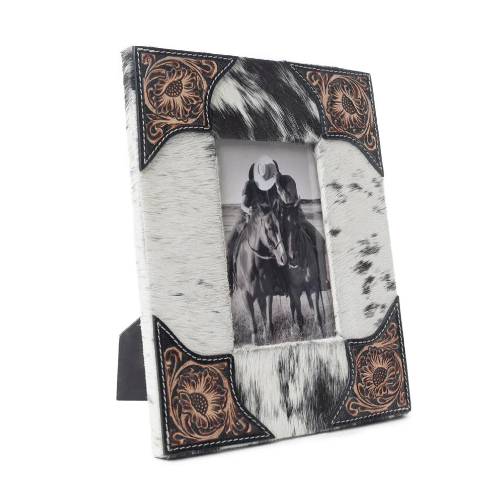 Tumbleweed Trail Photo Frame in Black and White