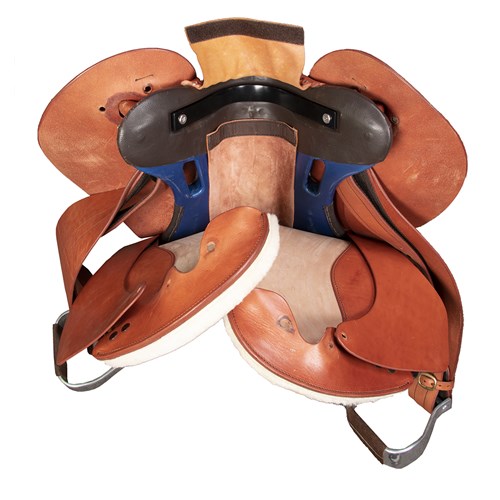 Fort Worth Swinging Fender Saddle with Adjustable Gullet