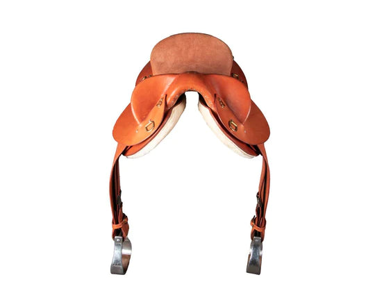 Fort Worth Swinging Fender Saddle with Adjustable Gullet