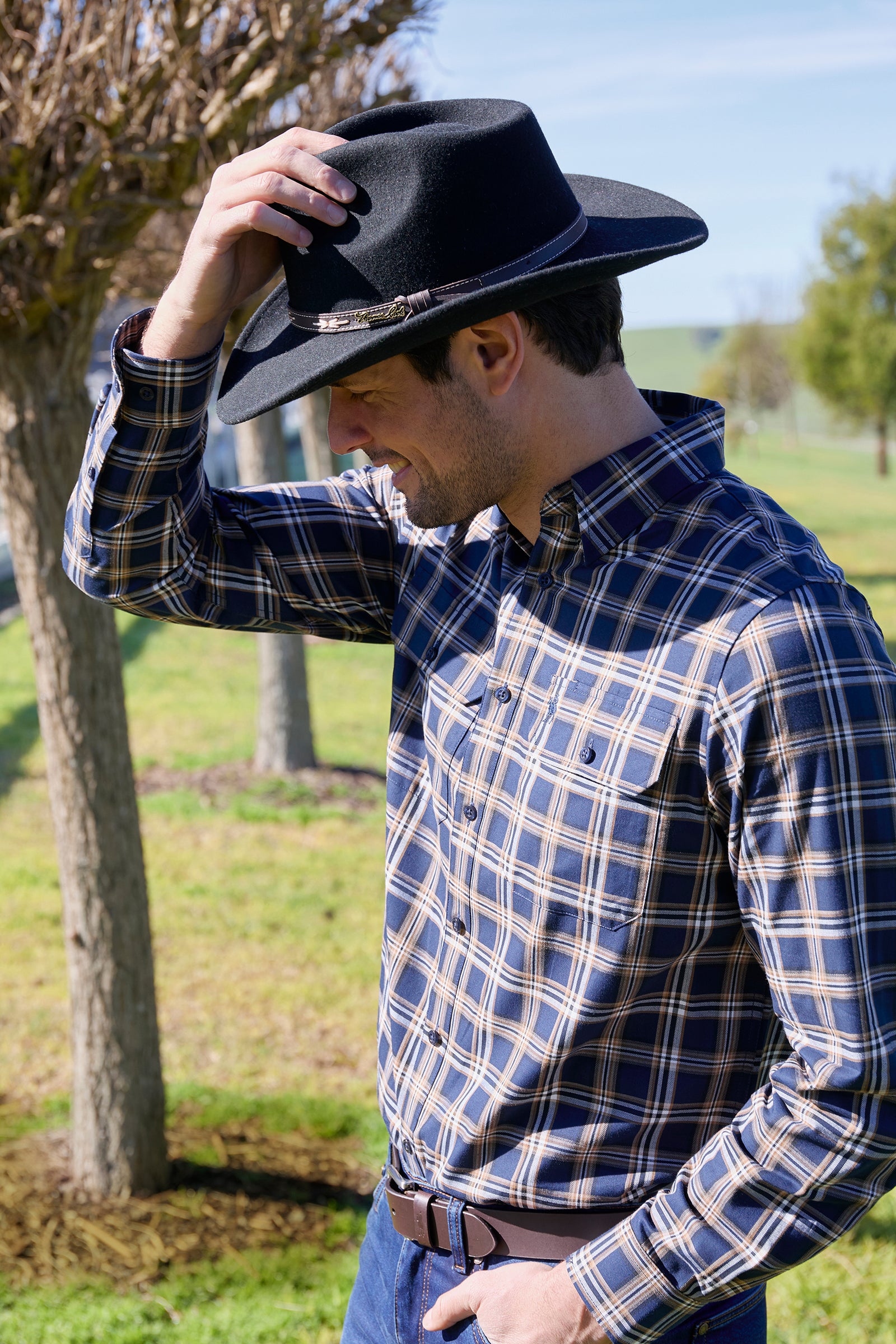 Thomas Cook Mens Dylan 2 Pocket Long Sleeve Shirt - Black Friday Sale