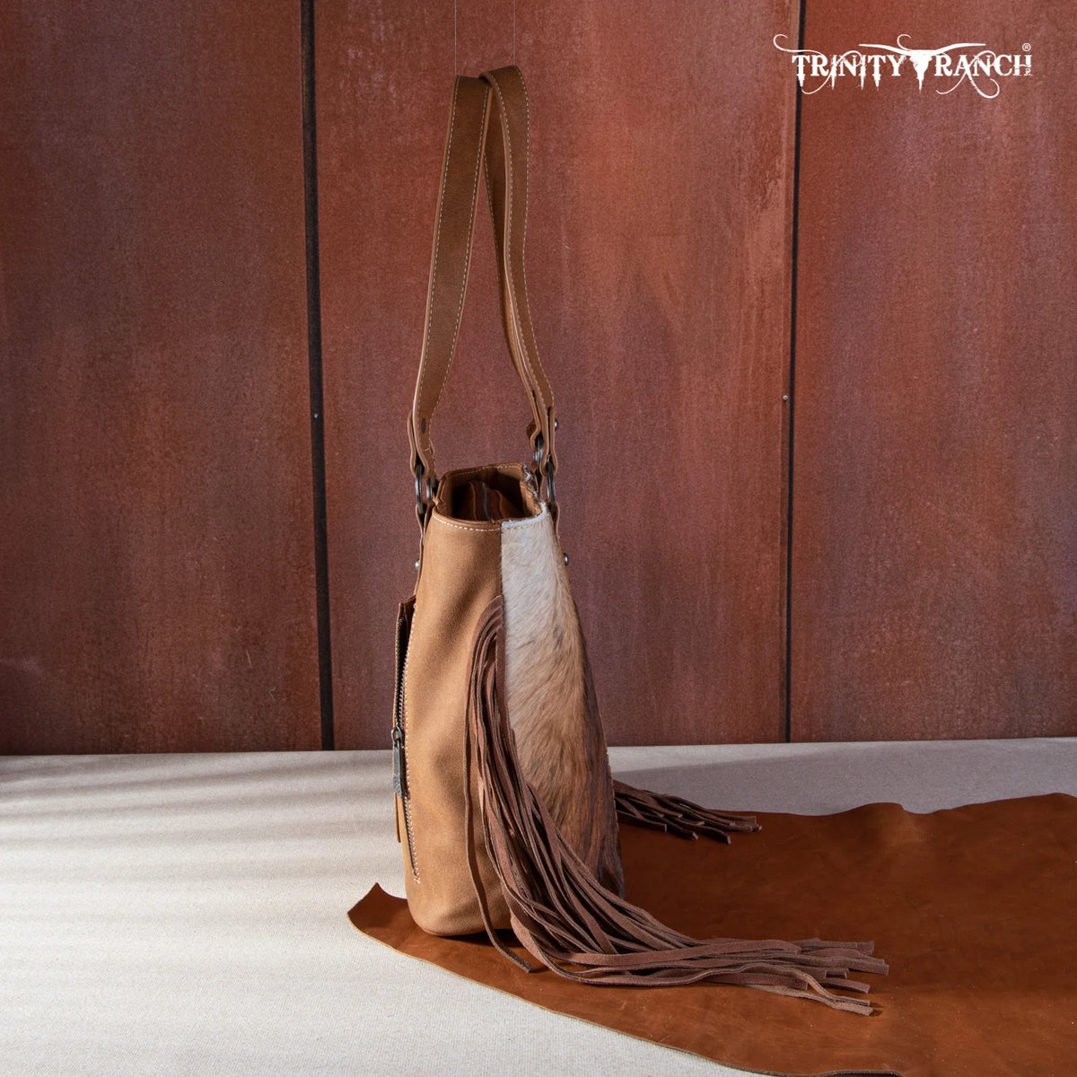 Trinity Ranch Hair On Cowhide Carry Tote