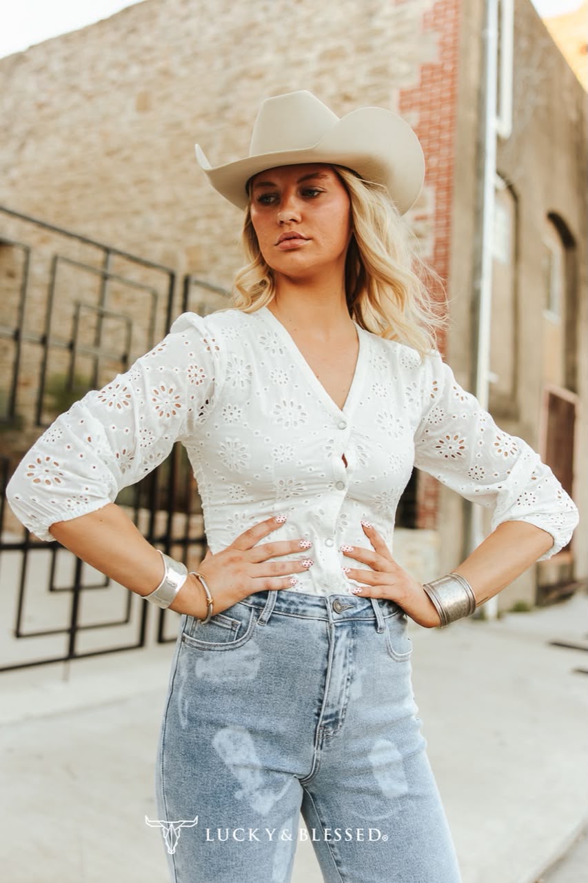 Ivory Pearl Snap Elastic Cuf V Neck Eyelet Floral Top