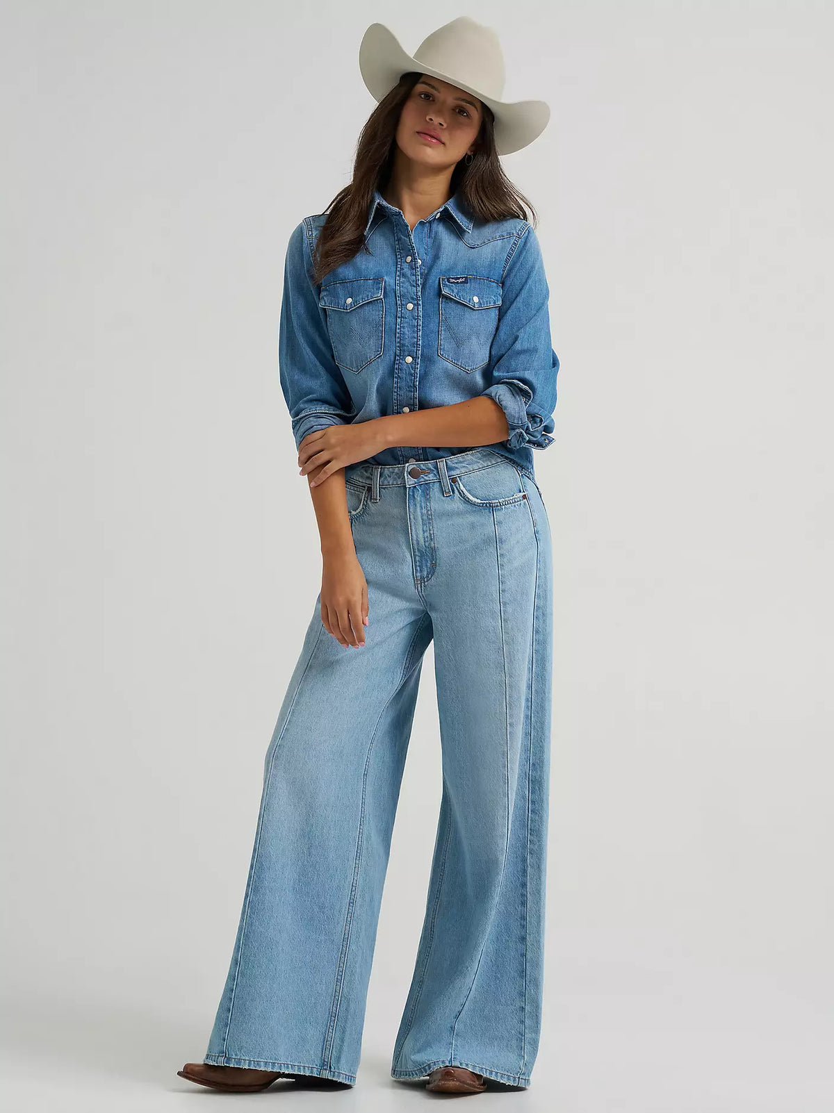 Wrangler Wmns Light Wash Long Sleeve Snap Denim Shirt | Country Clothing - Ladies Shirt | Saddleworld Ipswich