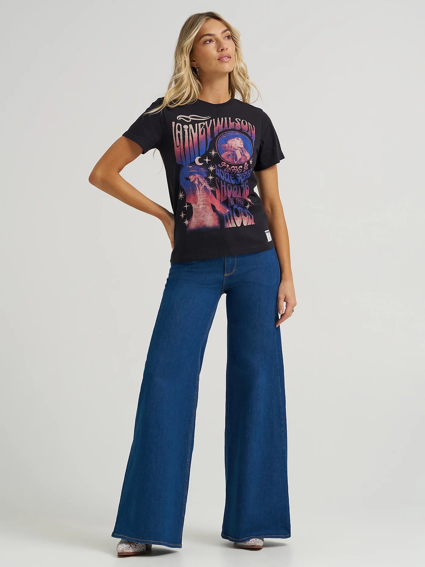 Wrangler x Lainey Wilson Shooting for Moon SS Tee