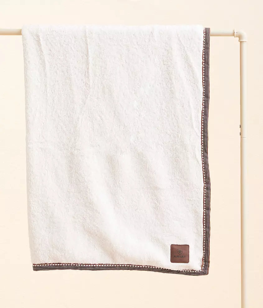 Ariat Snuggle Blanket Appaloosa | Giftware - Accessories | Saddleworld Ipswich