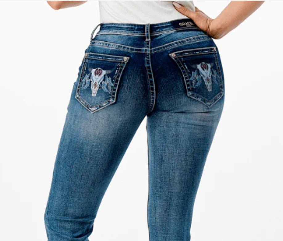 Grace in LA Wmns Steerhead Print Pocket with Embroidery Border Boot Cut Jeans