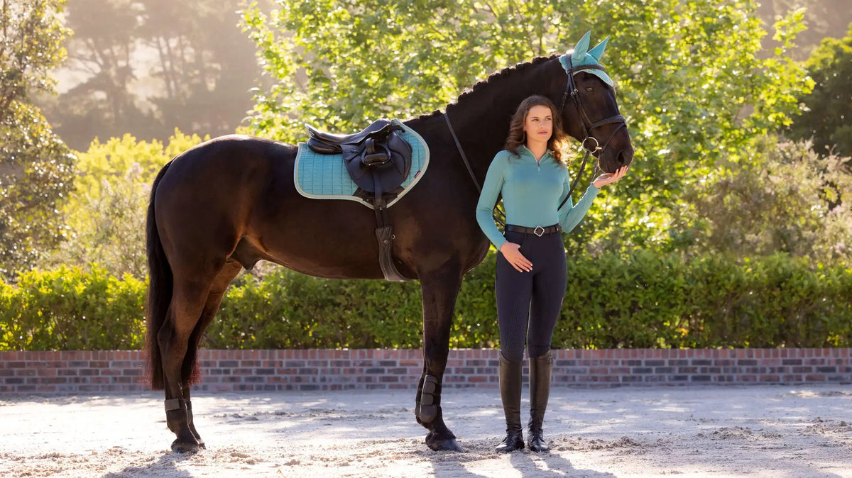 LeMieux Suede Close Contact Square