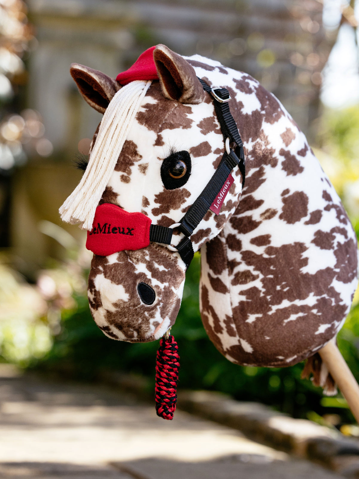 LeMieuxHobbyHorseVogueHeadcollarLeadropeChilli | Giftware - Toys | Saddleworld Ipswich