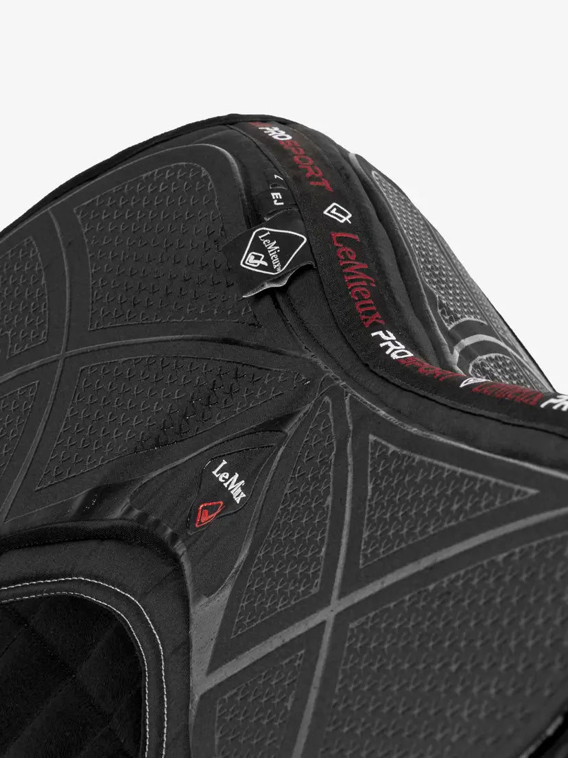 LeMieux X-Grip Silicone Eurojump Square