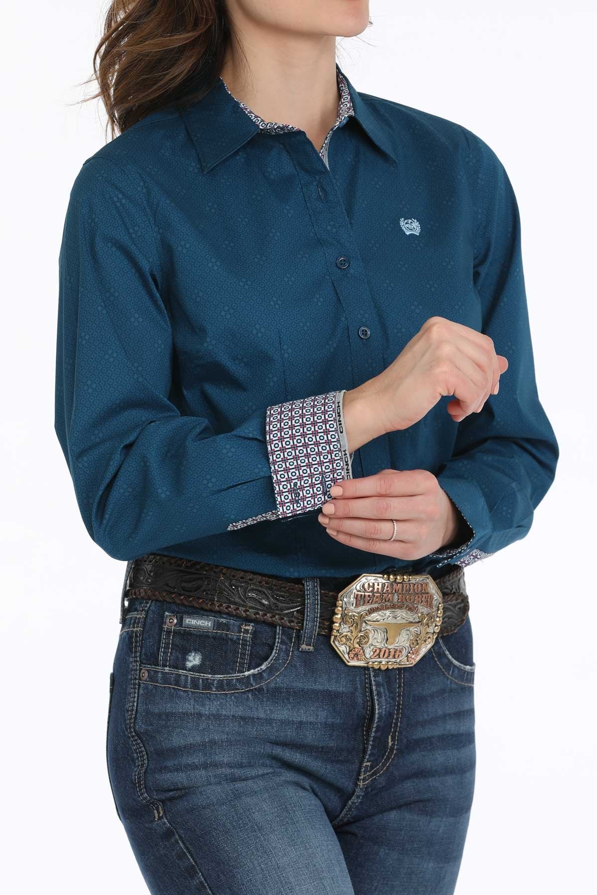 Cinch Wmns Geometric Print Button Down Shirt Blue
