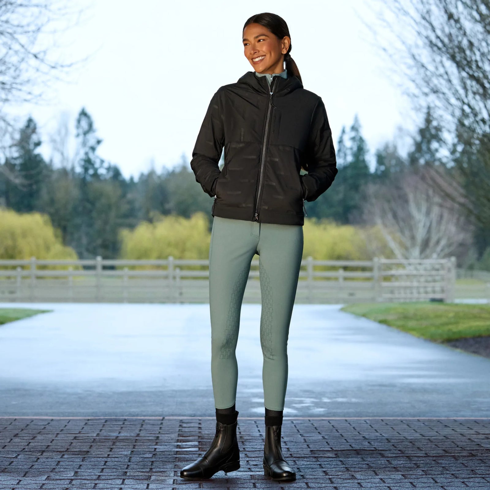 Ariat Wms Tri Factor Vivacity Heat Half Grip Breech Steel Sage