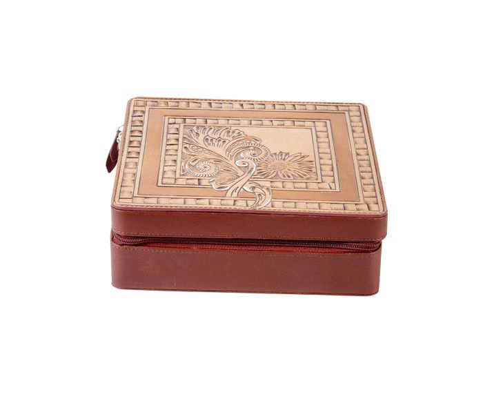 Stauesque Jewellery Box