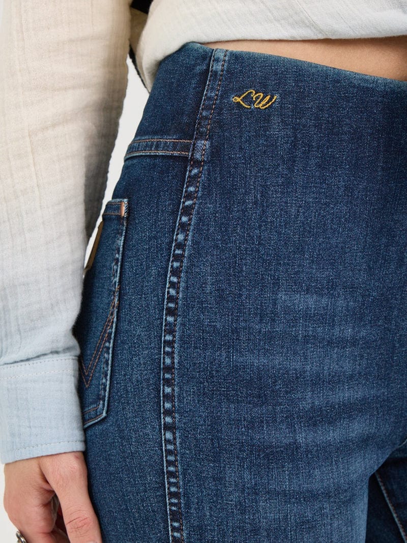 Wrangler x Lainey Wilson Pull On Bell Bottoms